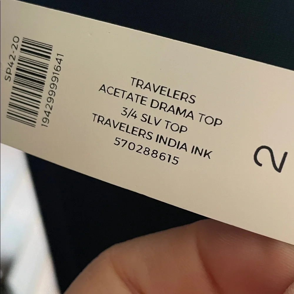 NWT Women's Navy Acetate Drama V-Neck Top Size 2 Medium Large 3/4 sleeve - Picture 4 of 9